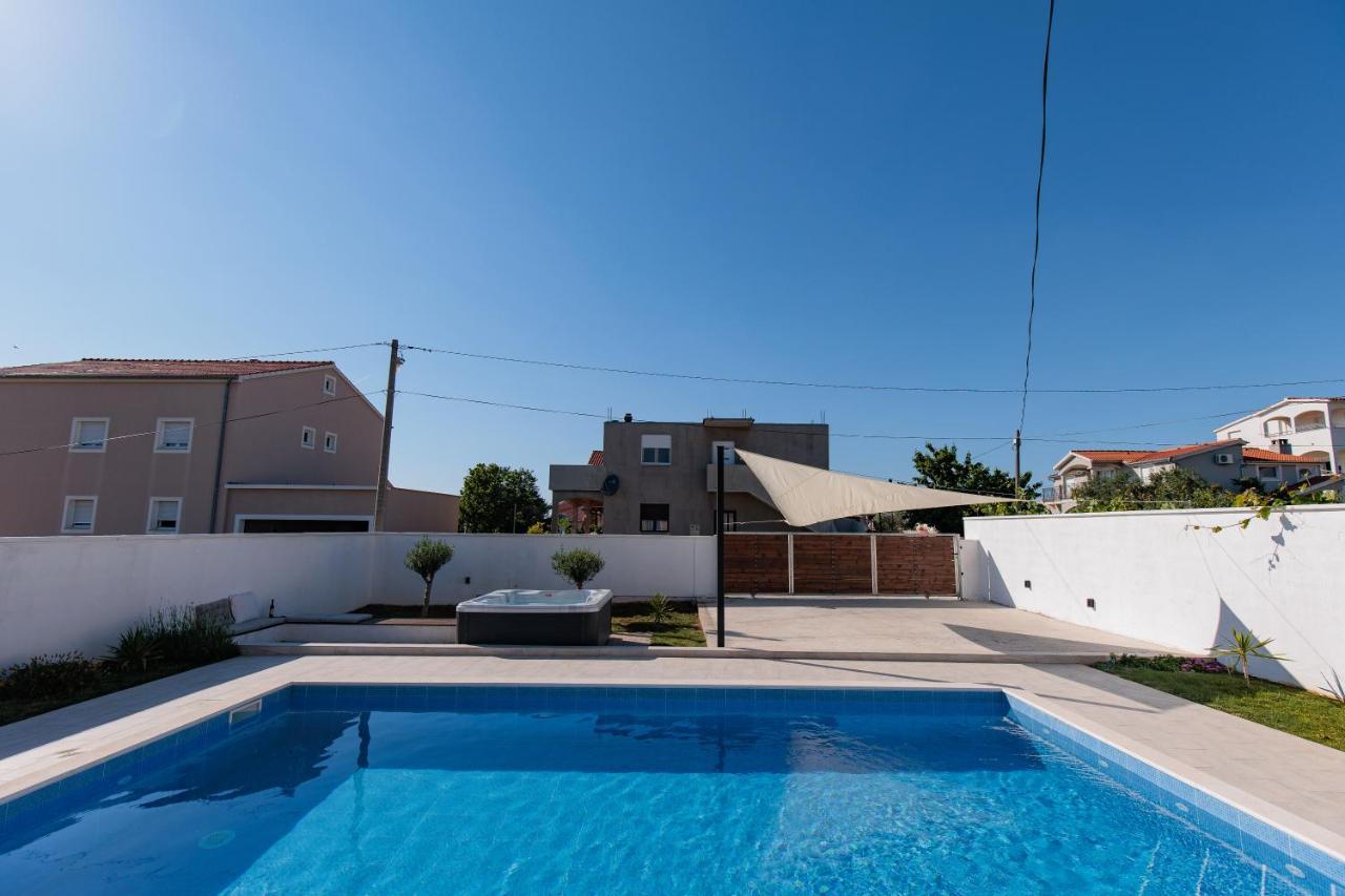 זאדאר Villa Family And Friends Private Heated Pool With Jacuzzi מראה חיצוני תמונה